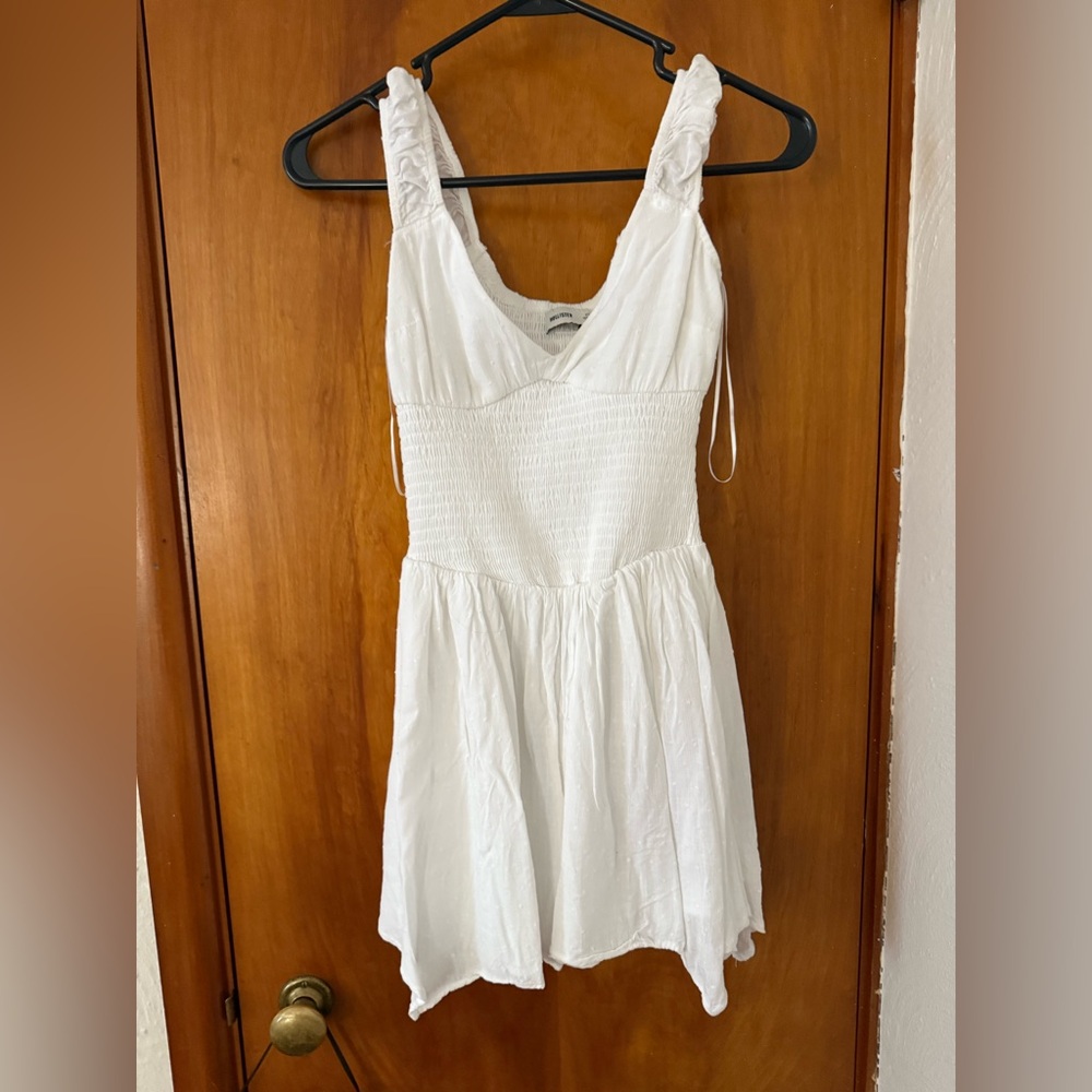 Hollister White Sleeveless Dress